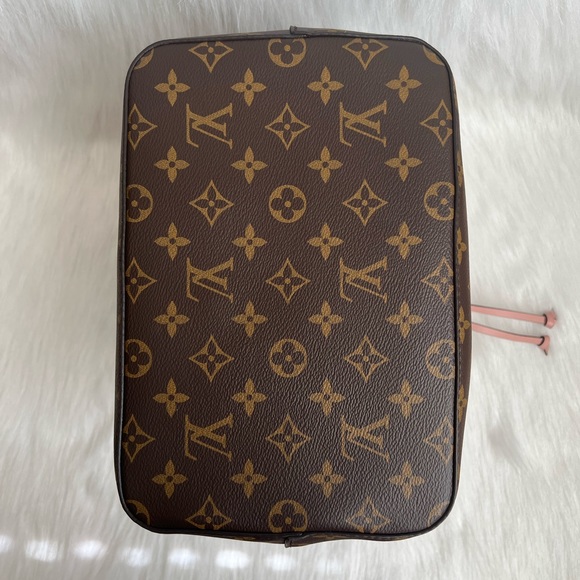 🔥LOUIS VUITTON NéoNoé bucket bag. - Picture 10 of 15